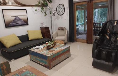 Burringbar Maison | Oasis at Burringbar waterfront holiday