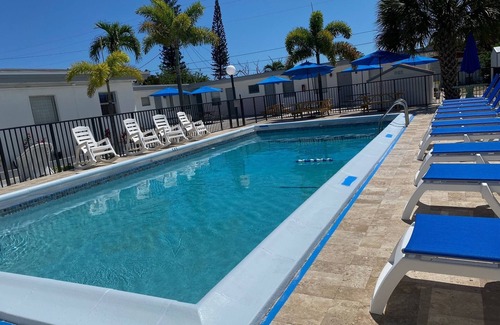 Royal Poinciana Maison | Oasis at Hollywood - Sleeps 2- Unit 3