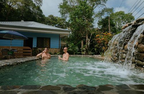 Valle Pura Vida Lit Et Petit-Déjeuner | Oasis Diverse Adult Retreat