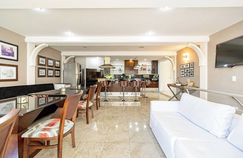 Santa Quiteria Maison | Oasis in the city - High standard mansion in Curitiba