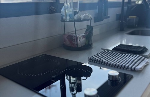Carmen Appartement | Oasis Loft 5min from SJO airport cozy and comfy fully equipment down town A/C