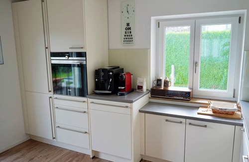 Ainring Maison | Oasis of peace with garden & mountain views near Salzburg