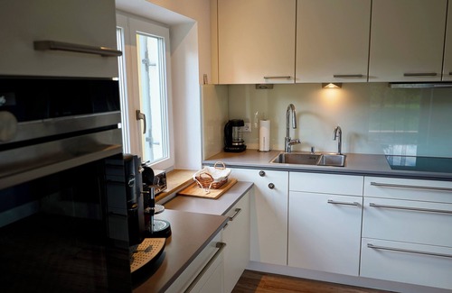 Ainring Maison | Oasis of peace with garden & mountain views near Salzburg