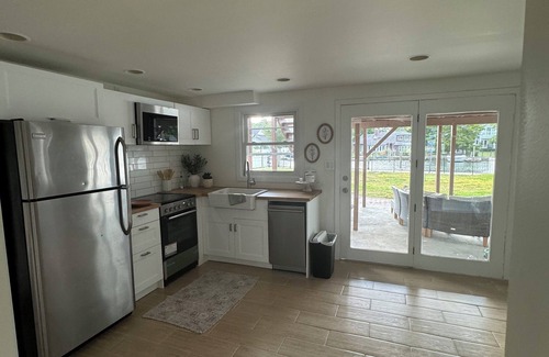 East Massapequa Maison | Oasis on Long Island
