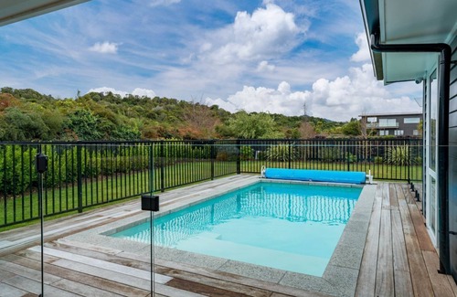 Kinloch Maison | Oasis on Okaia - Kinloch *Heated Pool**