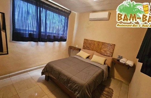 Boulevard Barra Vieja Hôtel | Oasis room, double bed, access to Acapulco Diamante beach, breakfast included.