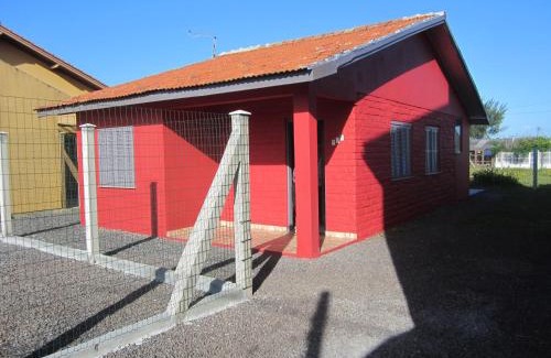 Tramandai Maison | Oasis Sul Tramandaí Casa Vermelha