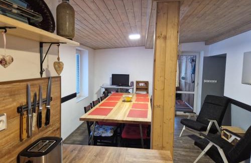 Stare Hamry Chalet De Ski | Objevte krásu Beskyd , navštivte chatu Lojza