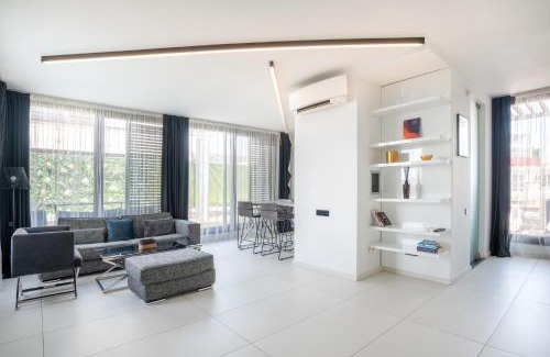 rayon Triaditsa Appartement | Obsidian Peak