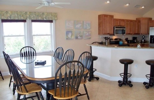 Rodanthe Maison | OBX Beach House + Bikes-Paddle Boards-Kayaks-Chaises de plage-AC-Cable TV-WiFi gratuit