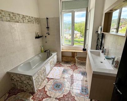 Dasle Appartement | Océane 100m2 dans demeure Bourgeoise