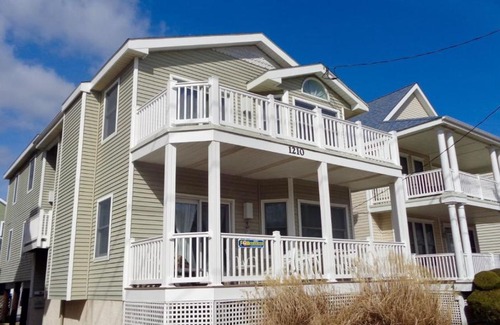 North End Appartement | OC1210 Central Ave-2