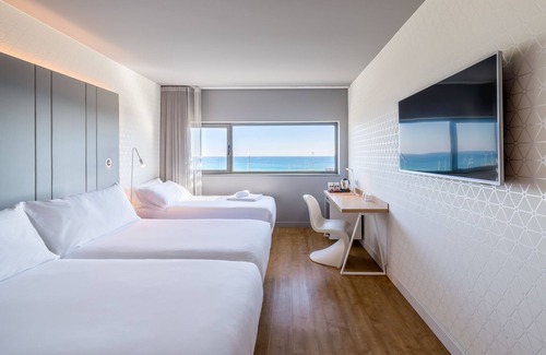 Diagonal Mar i el Front Maritim del Poblenou Hôtel | Occidental Atenea Mar- Adults Only
