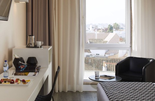 Se Hôtel | Hotel Faro & Beach Club