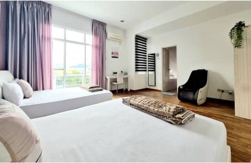 Tanjung Bungah Maison | Ocean 13 海洋拾叁 Shamrock Beach BigGroup 4 bedroom