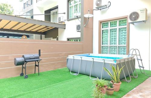 Tanjung Bungah Maison | Ocean 27 Batu Ferringhi Shamrock Beach 6 Bedroom 22pax with Pool