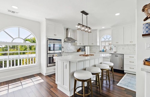 Cutthroat Harbor Estates Maison | ✨️ Ocean access w/Dock, 4 bed/4 bath. Inquire for any special requests ✨️