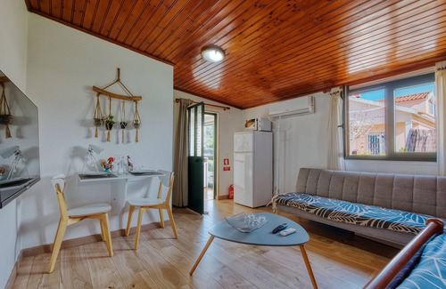 Mafra Maison | Charmante maison de ville indépendante avec toutes commodités, y compris barbecue et jardin