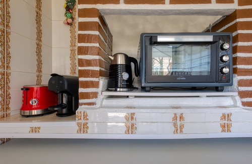 Mafra Maison | Charmante maison de ville indépendante avec toutes commodités, y compris barbecue et jardin