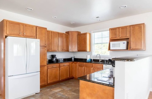 Wilmington Beach Maison | Ocean Breeze at CB - 0.2miles to the Beach!