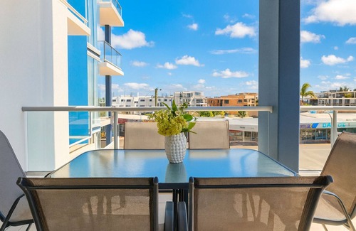 Caloundra Appartement | Ocean Breeze Caloundra – Rooftop Pool, Walk to Beach & Cafés