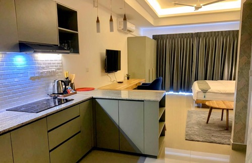 Negombo Appartement | Ocean Breeze Luxury Studio Apartment Negombo