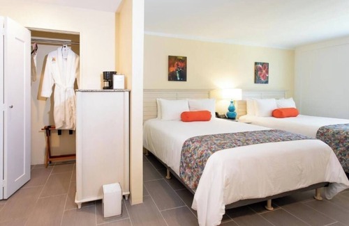 Christiansted Hôtel | Ocean Breeze Stay | 2 Rooms w/Queen Beds Near Marina, Pier & Dining
