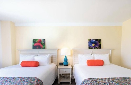 Christiansted Hôtel | Ocean Breeze Stay | 2 Rooms w/Queen Beds Near Marina, Pier & Dining