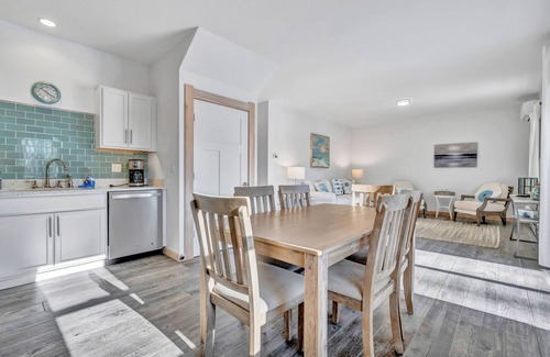 Owls Head Maison | Ocean Breeze West Wind – 2BR Retreat Near Rockland