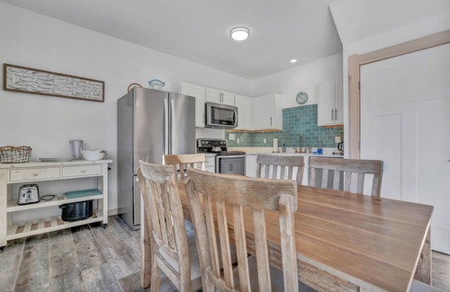 Owls Head Maison | Ocean Breeze West Wind – 2BR Retreat Near Rockland