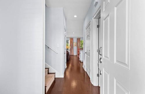 Litchfield by the Sea Maison | Ocean Breezes 4 Bedroom 4 Bath with Amenities
