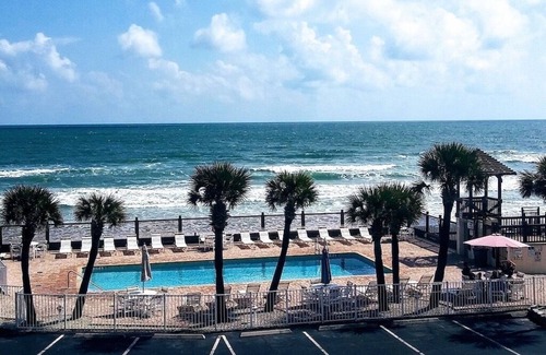 Bostwick Park Copropriété | ~ Ocean ~ Daze ~ Hideaway ~ Modern Studio near the Beach ~