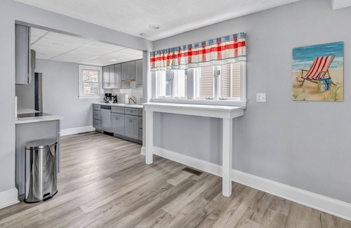 Milford Maison | Ocean Front Beach House with Private Beach Access - Newly Renovated!