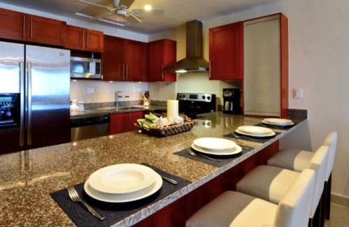 Cap Cana Marina Copropriété | Ocean Front Condo in beautiful Cap Cana Marina area!