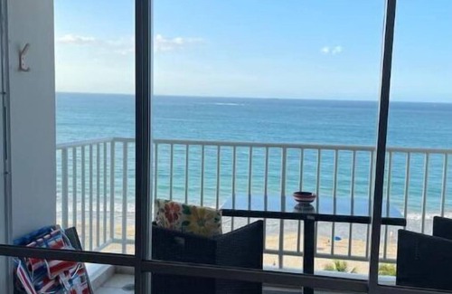 Isla Verde Copropriété | Ocean Front Condo in Isla Verde