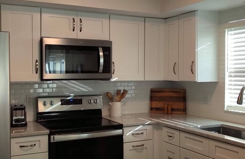 Glenwood Copropriété | Ocean Front Condo, Steps to the beach, 2 bed/2 bath-Private beach & pool