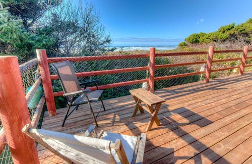 Yachats Maison | Ocean Front Home sur une plage de sable près de Yachats! Dog Friendly! NUIT GRATUITE!