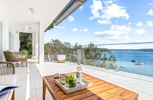 Bundeena Maison | Ocean Front Luxury The Lambeth Walk
