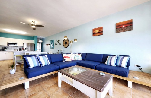 Guayabos Copropriété | Ocean Front~Pools~World Class Beaches & Surf Spots! Multi Use 5 mile safe path~