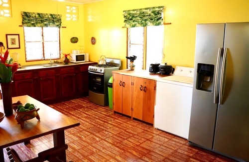Cabuya Maison | Ocean Front Secluded Beach Hideaway