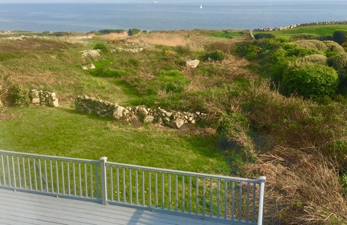 Galway Maison | WEEK 13-20 AUG AVAILABLEStunning 4 bedroom Ocean Front House.