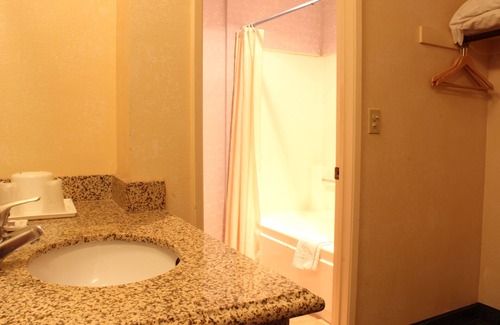 Santa Paula Hôtel | Ocean Gateway Inn