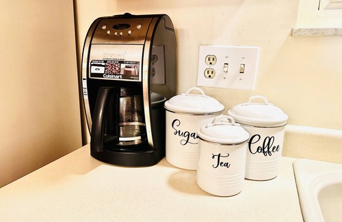 West Chester Maison | Ocean Palace -12 Guests-close to I-75,VOA park,W&S Tennis Tournament,King Island