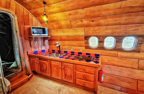 Manuel Antonio Station Balnéaire | OCEAN SKY LOFT AIRPLANE HOME sleeps 8