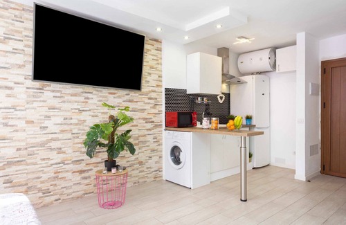 Punta del Hidalgo Appartement | Ocean Studio with Pool & Sea Views