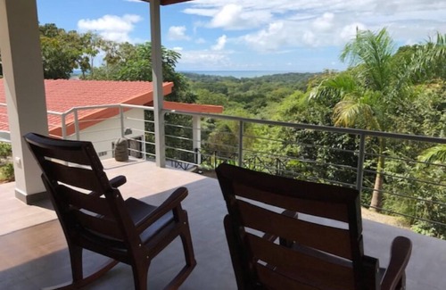 Uvita Maison | Villas Lambeau 3 - Villa 2BR avec vue sur l'océan / Nouvelle construction