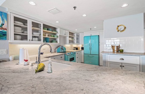 Bethune Beach Copropriété | Ocean View 2B/2B condo, pool, New Smyrna FL
