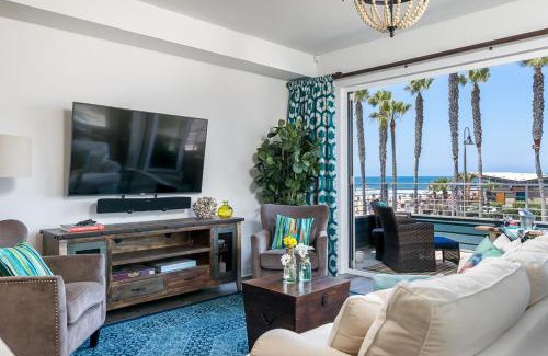 Imperial Beach Maison | Ocean View 3 Bedrooms Condo, just steps from the park, pier & water!