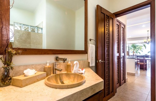 San Pedro Mixtepec Station Balnéaire | Ocean View 3 Bedroom Residence with Resort Amenities Steps from the Beach!