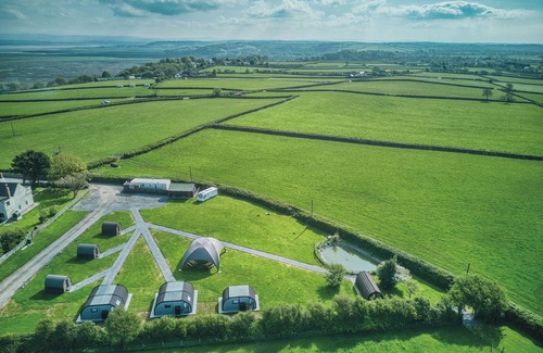 Aberdulais Cabine | Ocean View 8 - 1 Bedroom - Llanrhidian